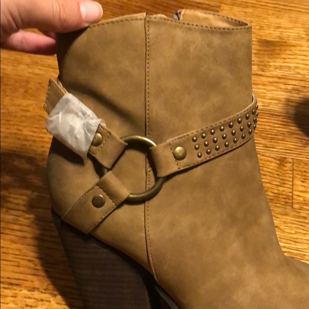 Booties! - Picture 2 of 3